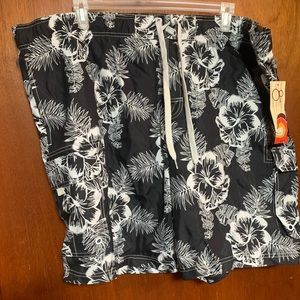 NWT men’s 3X OP swim Trunks. Black white